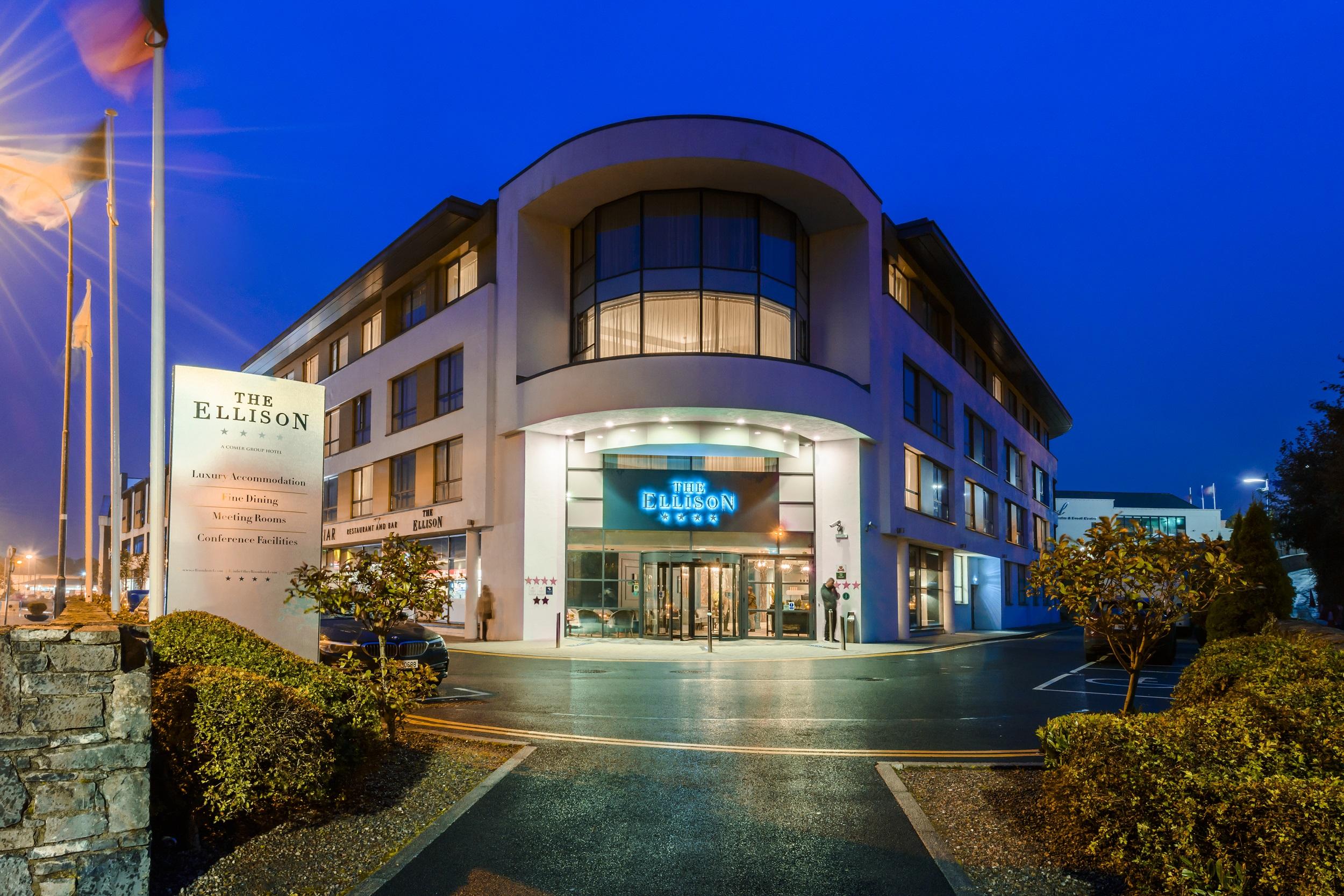 The Ellison Hotel Castlebar Exterior photo